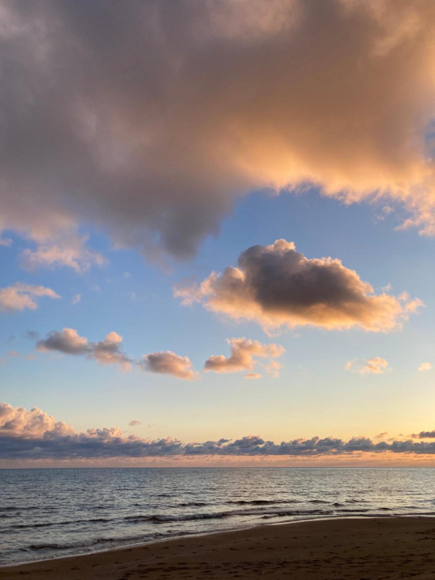 Kokkini Peach Budget Kokkínion المظهر الخارجي الصورة